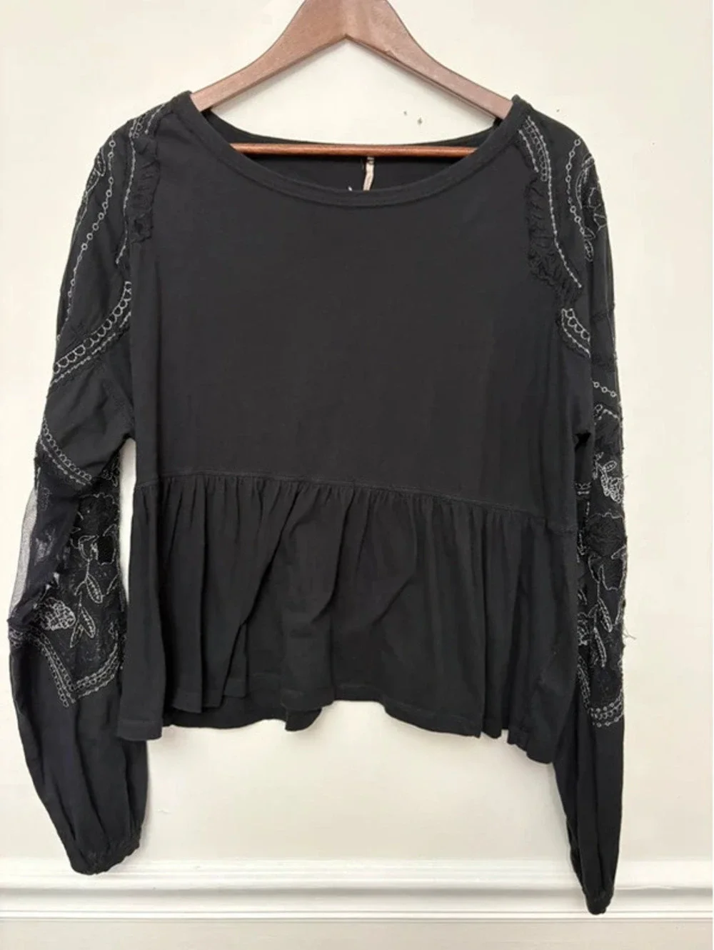 Free People Penny Tee Black Embroidered Mesh Sleeve Babydoll Top Size M